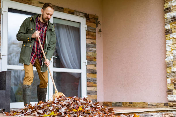 Best Yard Waste Removal  in Deerfield, WI